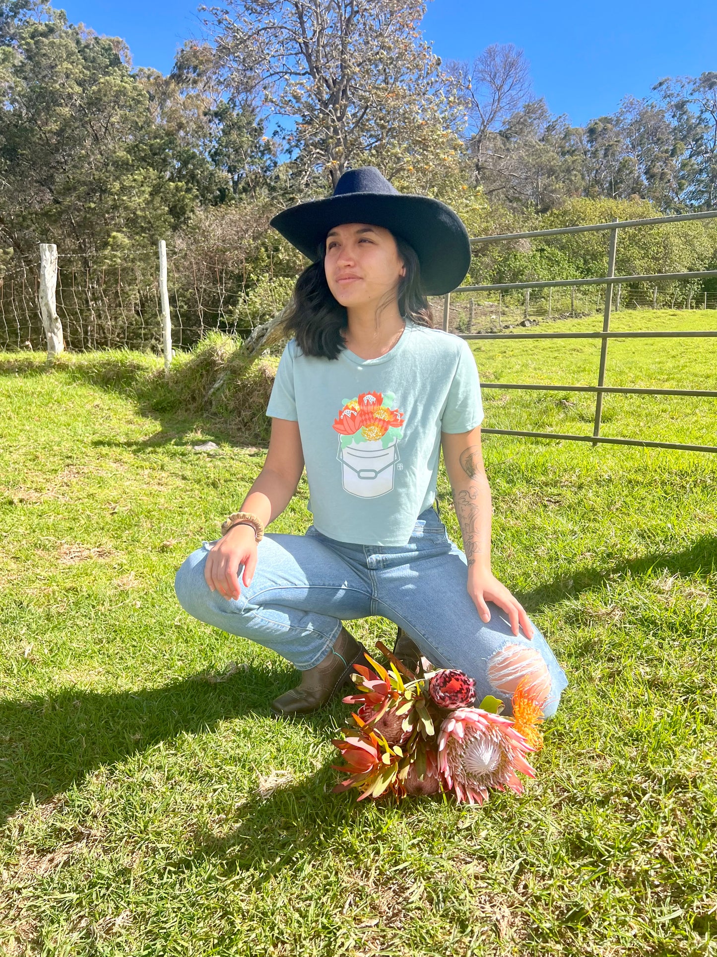 Protea Bucket Crop Tee