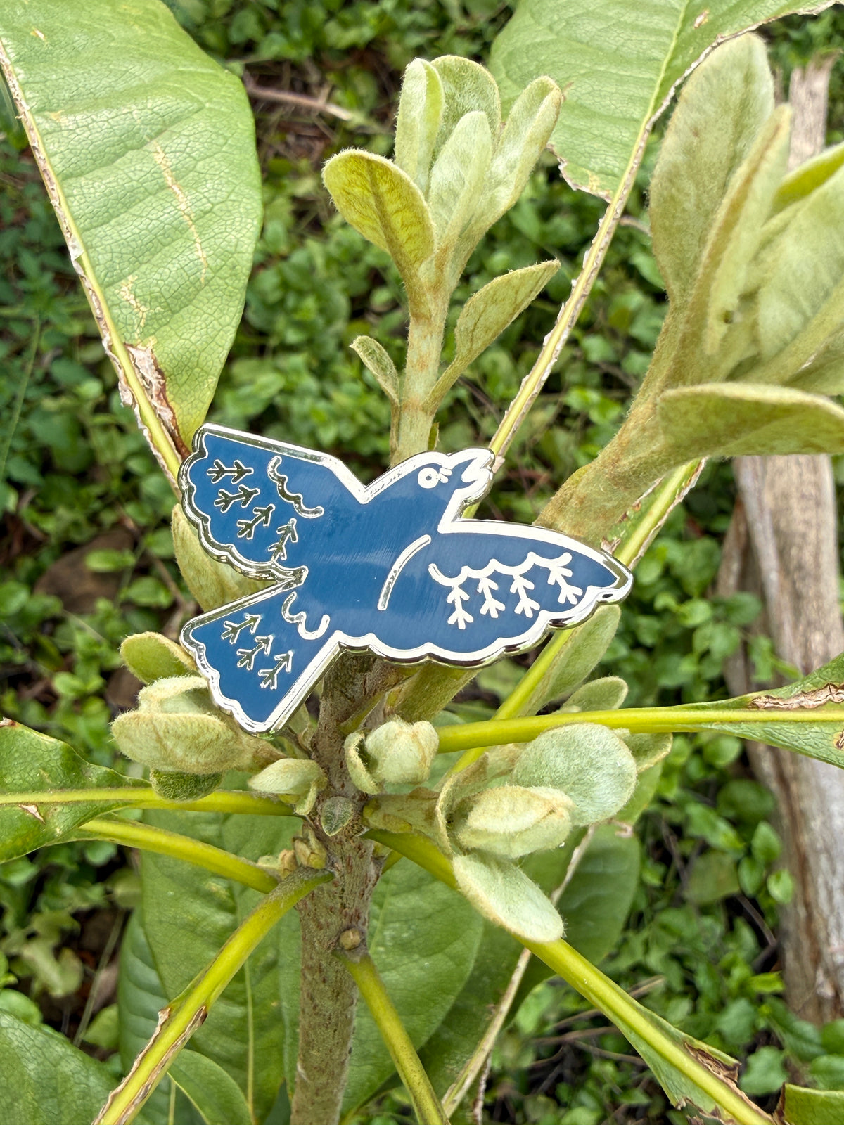 ʻAlalā Enamel Pin