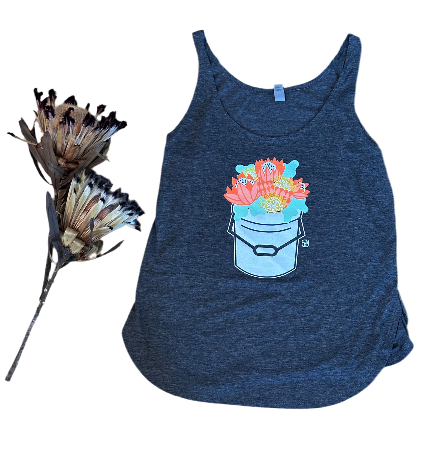 Protea Bucket Slit Tank