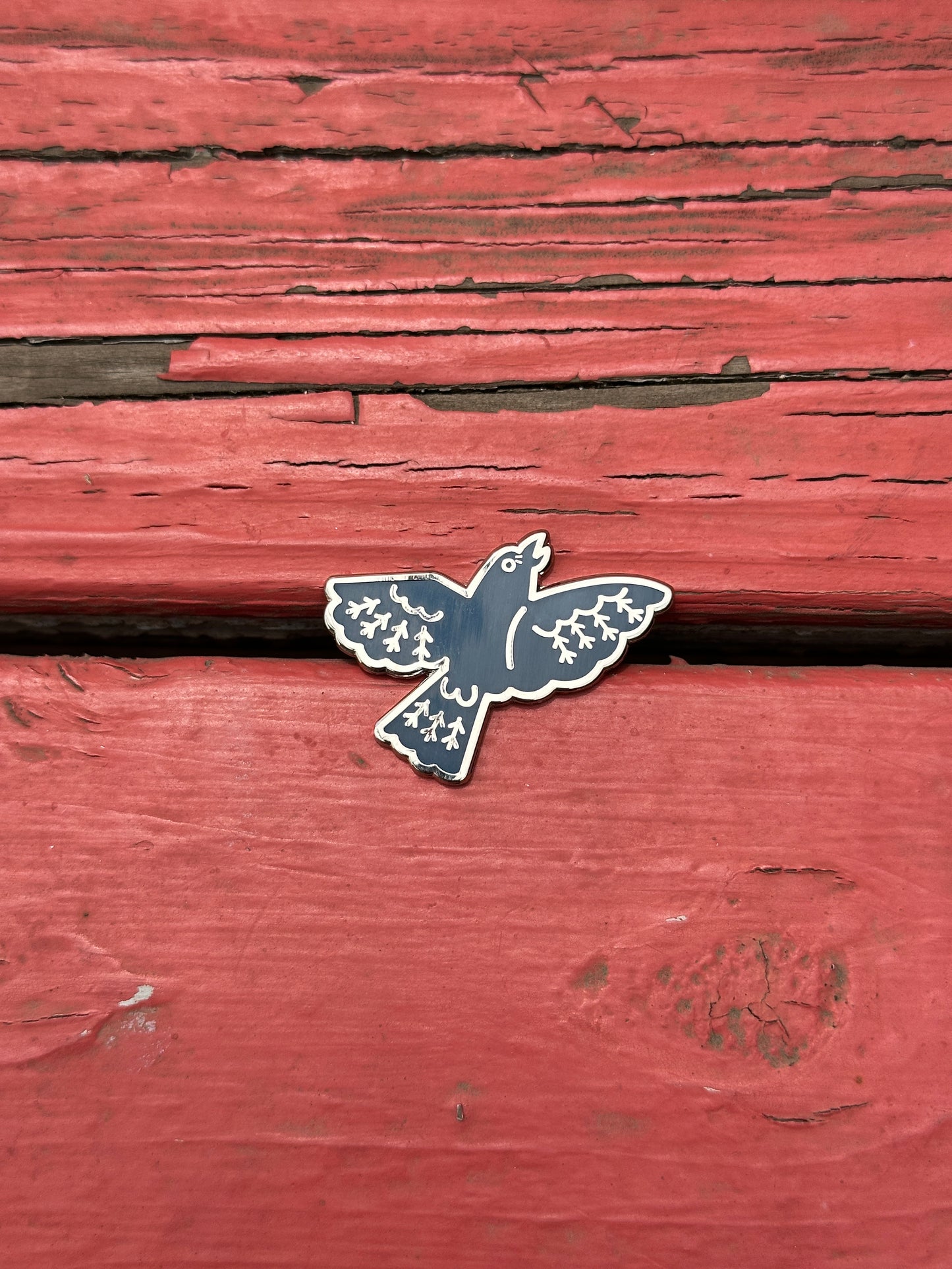 ʻAlalā Enamel Pin