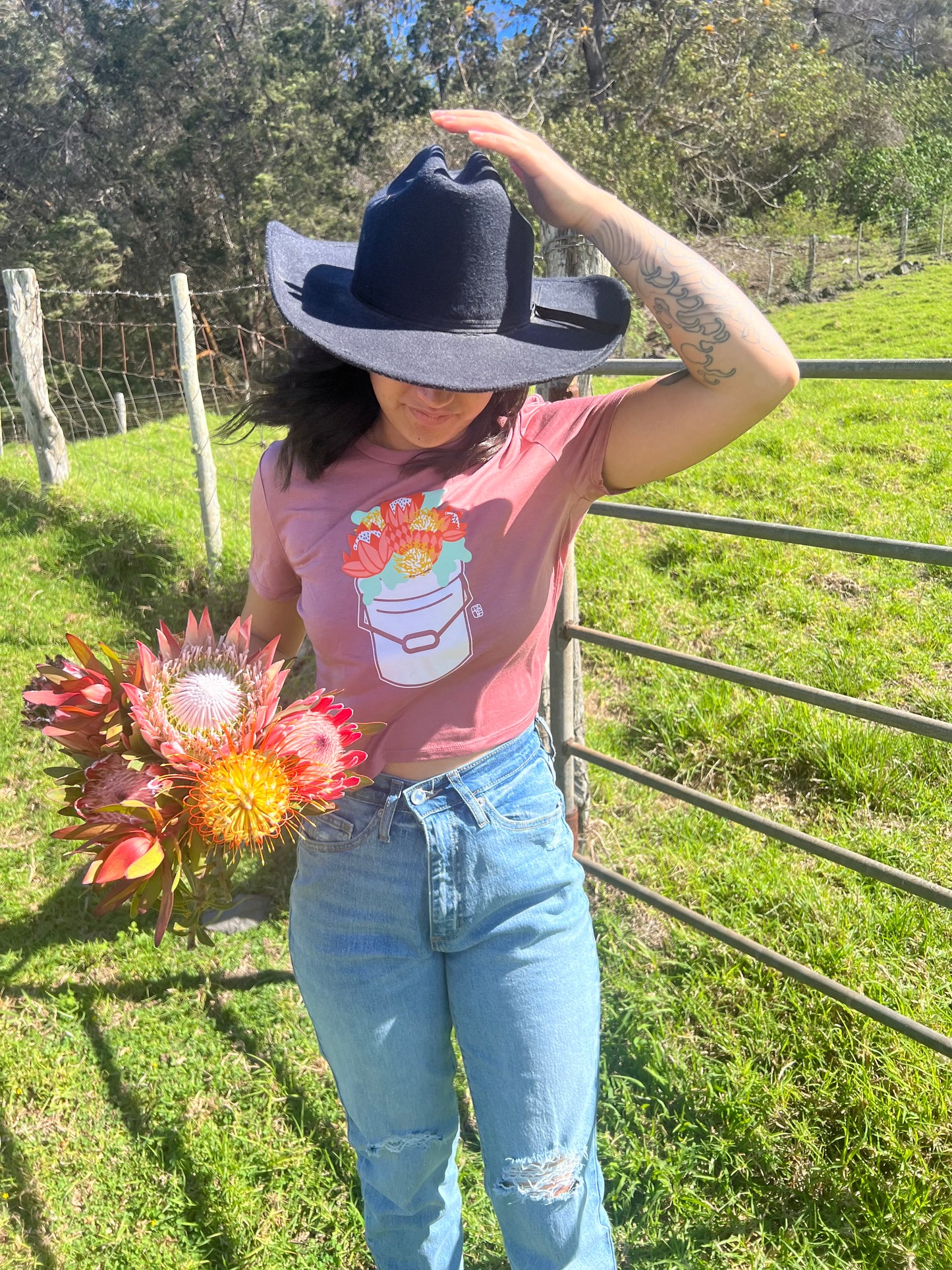 Protea Bucket Crop Tee